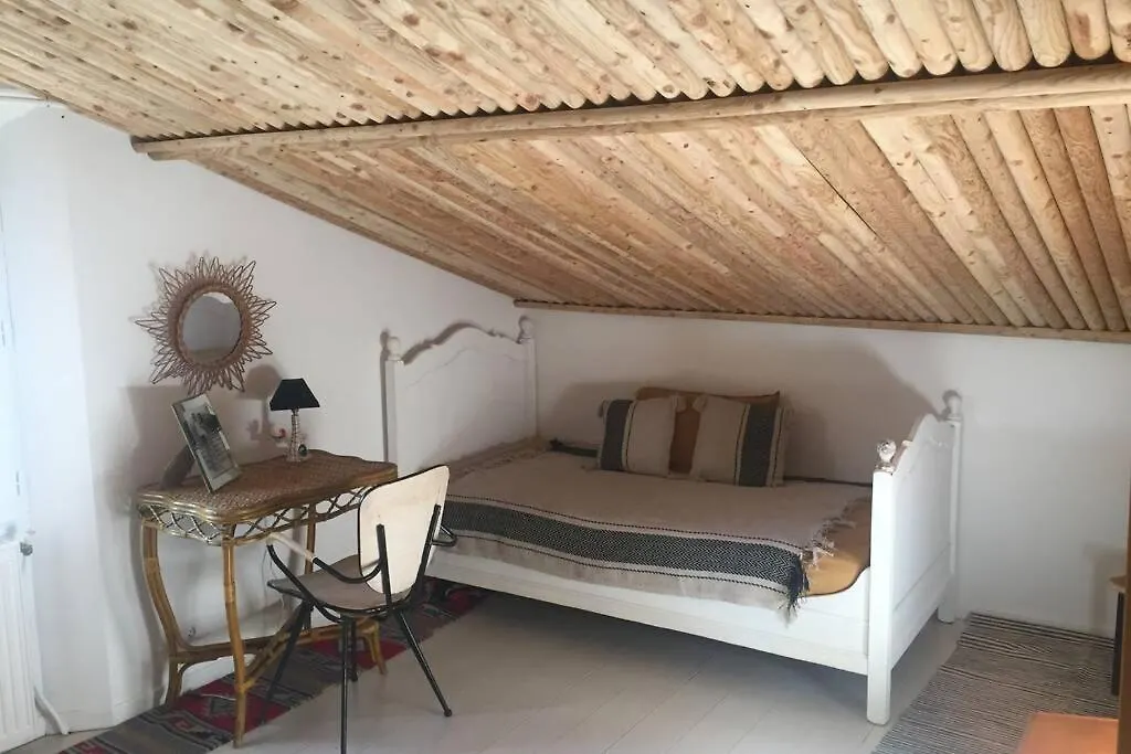 Gite Cocotte Luberon, Forcalquier Pierrerue  Holiday home